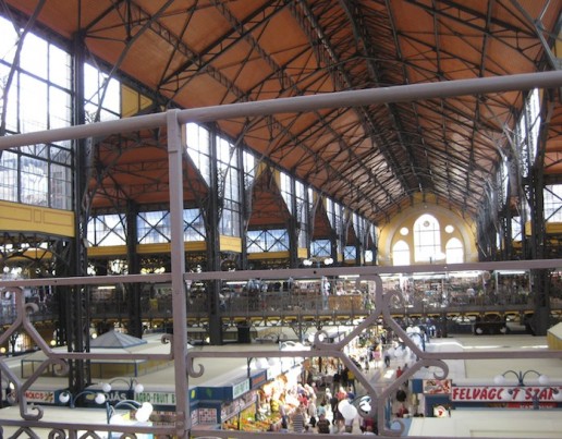 Blick in Markthalle