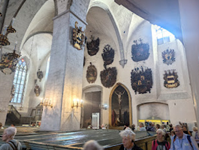 Marien-Dom in Tallinn mit Wappenepitaphen